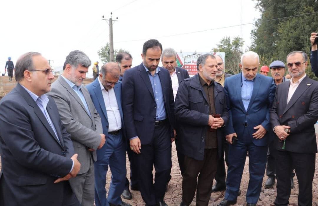 با حضور بازرس کل گیلان انجام شد؛ بازدید میدانی رئیس، اعضای شورا و شهردار رشت از روند پیشرفت فیزیکی طرح های میثاق