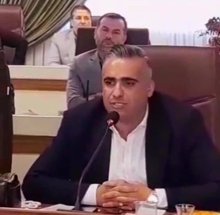 مدیر عامل هلدینگ آرش: خدا شکر می کنیم مدیران سازمان منطقه آزاد انزلی بومی هستند