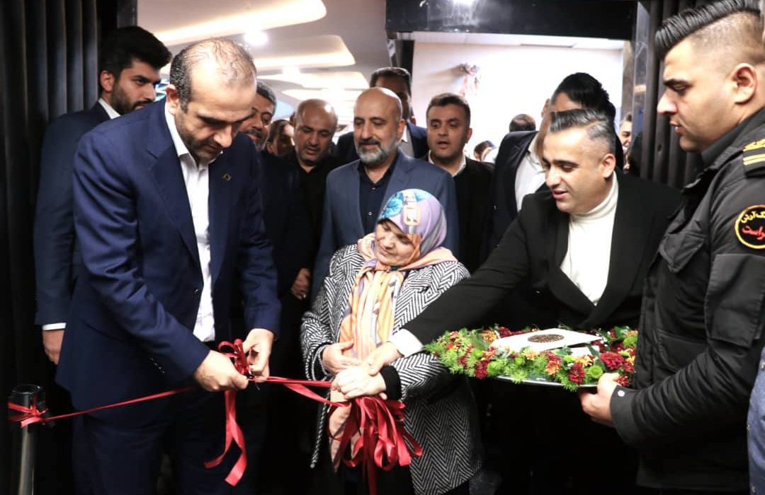 افتتاح بزرگ‌ترین و مجهزترین سالن کنسرت مناطق آزاد کشور و استان گیلان به همت برادران تقی پور  در مجتمع تجاری، تفریحی و فرهنگی آرش مال‌ زیبا