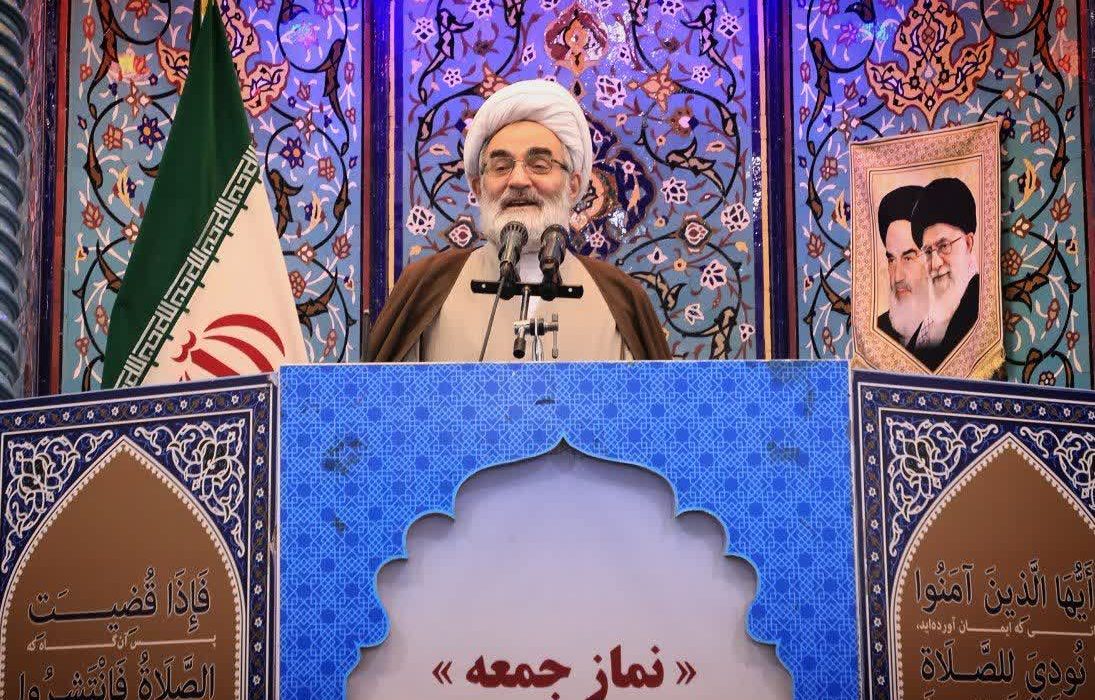 نماینده ولی فقیه در گیلان: مشکل اخذ سند زمین‌های روستایی گیلان حل شد/ماه رجب فرصت خلوت انسان با خدا