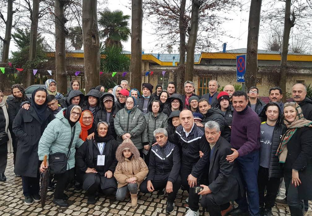 بدرقه ورزشکاران سندروم داون گیلان جهت حضور در سی و یکمین جشنواره فرهنگی و ورزشی المپیک ویژه ایرانیان
