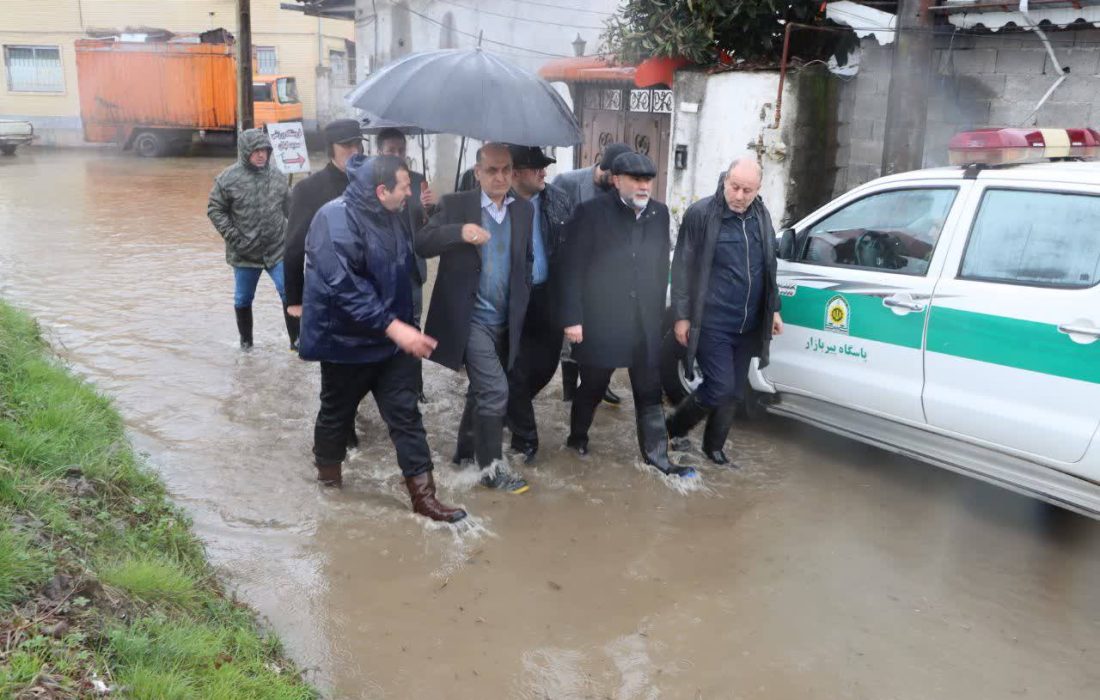 استاندار گیلان خبر داد:.  تخلیه اضطراری ساکنین منازل مسکونی حاشیه رودخانه در پیرزار/ رشت رکورددار بارش کشور در ۲۴ ساعت گذشته