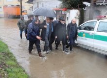 استاندار گیلان خبر داد:.  تخلیه اضطراری ساکنین منازل مسکونی حاشیه رودخانه در پیرزار/ رشت رکورددار بارش کشور در ۲۴ ساعت گذشته