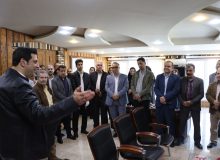 همزمان با روز شهردار  کارکنان شهرداری لاهیجان از زحمات رضا زنده دل، قدردانی کردند