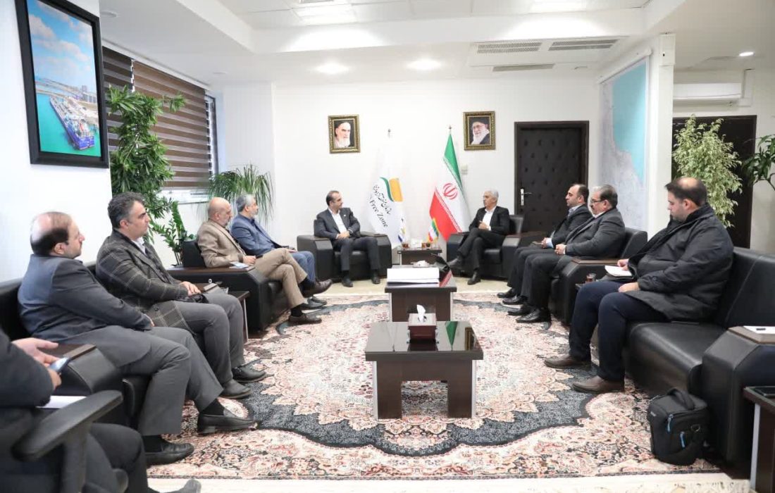 گامی دیگر جهت تقویت همکاری‌های لجستیکی و تجاری: تشكیل كارگروه مشترك راه آهن و سازمان منطقه آزاد انزلی برای تسریع اجرای طرح‌های مشترك