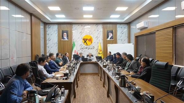 مدیر دفتر خدمات مشترکین و مدیریت مصرف و وصول درآمد خبرداد: جلسه مدیریت پیك بار تابستان برای صنایع برگزار شد