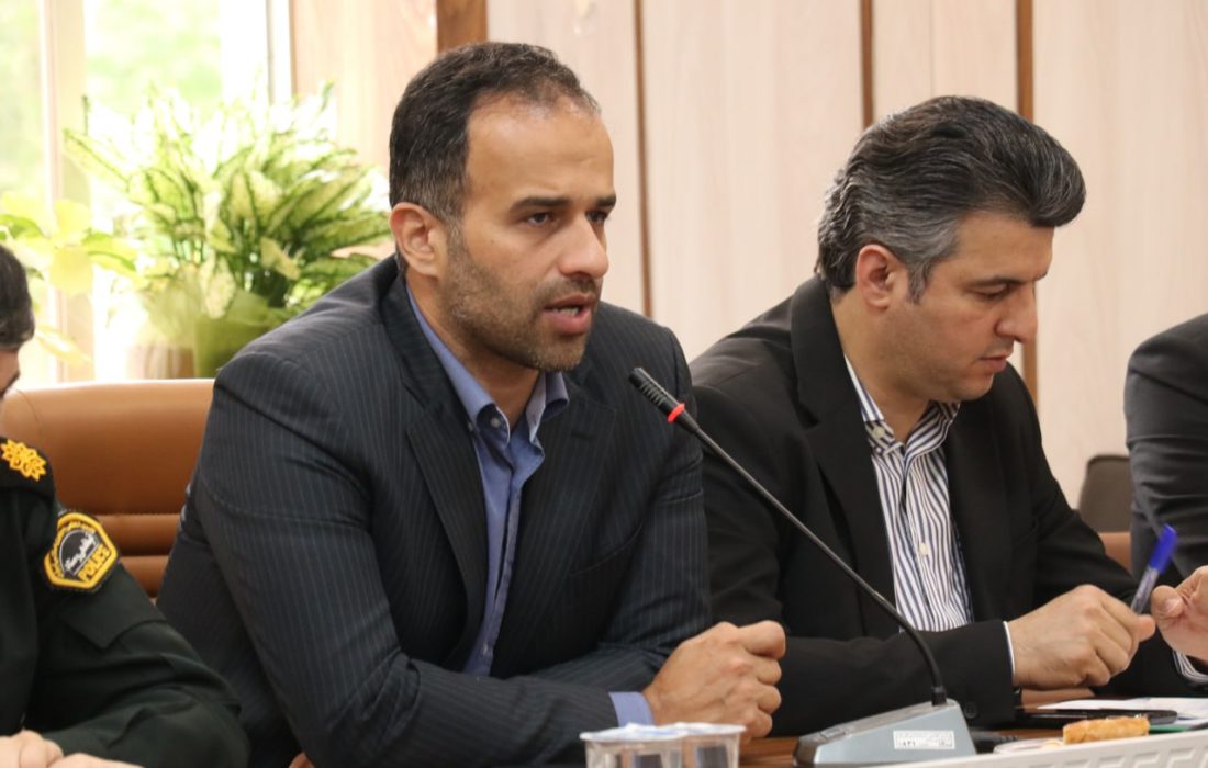 شهردار رشت در جلسه شورای اداری فرمانداری رشت:  کاهش ترافیک، توسعه حمل‌ونقل عمومی، مدیریت پسماند و برنامه‌های محیط‌زیستی اولویت شهرداری رشت در سال جاری است  حل مشکلات کلانشهر رشت نیازمند برنامه‌ریزی منسجم و تزریق منابع مالی است