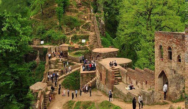 مدیرکل میراث فرهنگی استان خبر داد اقامت بیش از ۱۰ میلیون مسافر نوروزی در گیلان