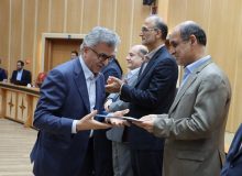 تجلیل استاندار گیلان از رئیس دانشگاه علوم پزشکی به پاس خدمات ارزنده در ایام نوروز