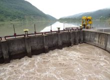 معاون حفاظت و بهره برداری آب گیلان خبر داد؛  رهاسازی آب سد سفیدرود از نیمه اردیبهشت ماه جاری انجام خواهد شد