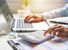 مدیرکل امور مالیاتی گیلان خبر داد:    پزشکان و داروخانه‌های دارای کارتخوان، از جرائم عدم صدور صورتحساب الکترونیکی معاف شدند