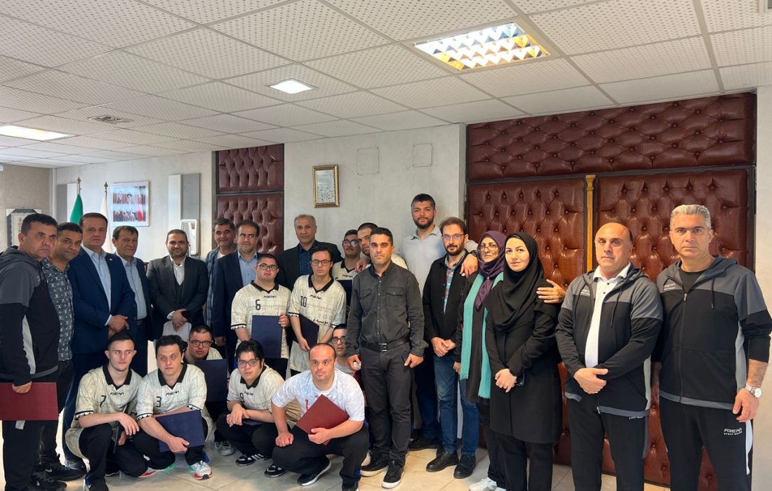 تقدیر از قهرمانان تیم فوتسال سندرم دان رشت در مراسمی باشکوه