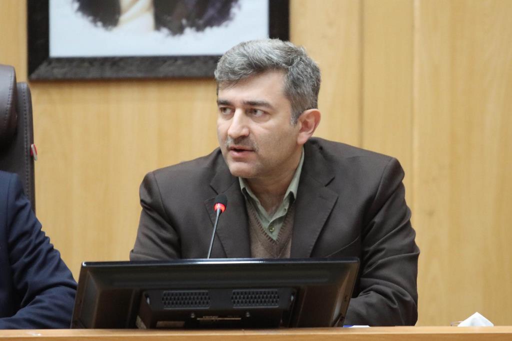 مدیر عامل توزیع برق گیلان: مدیریت مصرف برق از خود بدنه دولت آغاز شده است/ تعداد محدود كننده مصرف بر روی انشعابات مشتركین اداری به ۵۳۰ عدد رسیده است