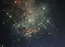 “جشن باشکوه میلاد امام رضا (ع) در رشت؛ میدان شهدای ذهاب غرق در نور و شور ولایی شد”