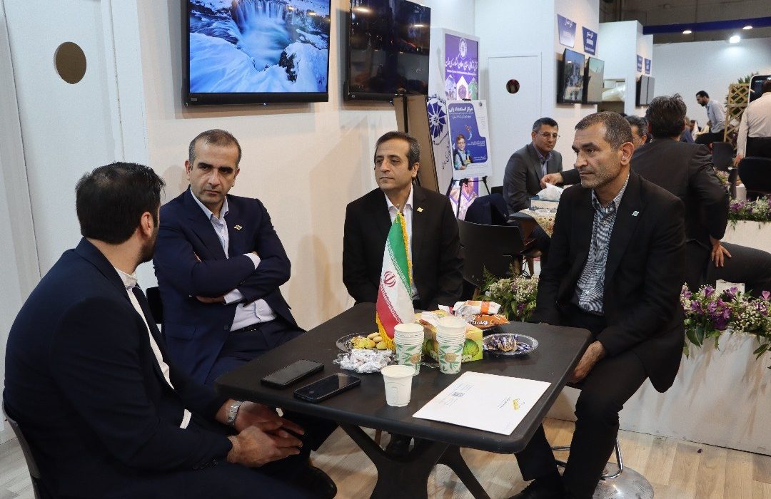 در دو روز پایانی نمایشگاه ایران اکسپو صورت گرفت: رایزنی با اتاقهای مشترك ایران برای بهرهبرداری از مزیتهای منطقه آزاد انزلی