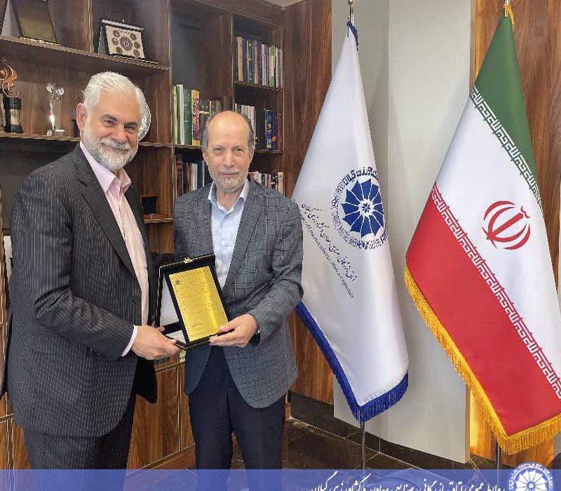 در دیدار رئیس اتاق بازرگانی گیلان با رئیس خانه صنعت مطرح شد؛ تلاش برای جستجوی راهکارهای مشترک حمایتی از واحدهای تولیدی و صنعتی