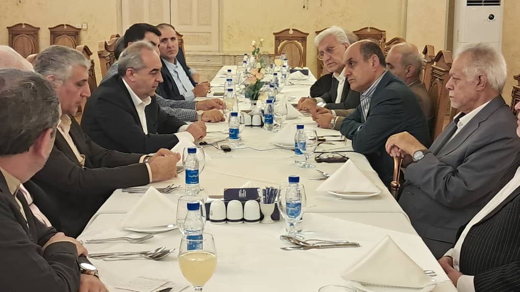 استاندار گیلان در دیدار با سفیر جدید ایران در باکو: مرز آستارا ظرفیت تبدیل‌شدن به قطب ترانزیتی منطقه را دارد