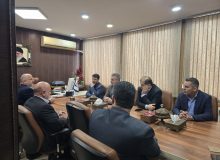 مدیرکل امور مالیاتی گیلان در دیدار با رئیس اتاق اصناف مرکز استان: اصناف، سربازان خط مقدم جنگ اقتصادی‌اند