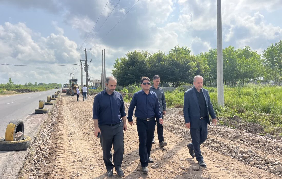 بازدید شهردار خشکبیجار از عملیات اجرایی فاز دوم توسعه بلوار سردار شهید سلیمانی در خشکبیجار