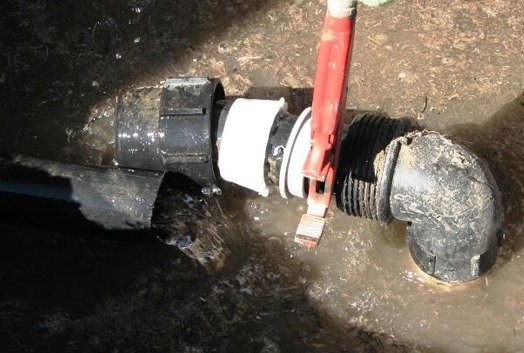 طی سه ماه اول سال جاری؛ شناسایی ۶۴۸ فقره انشعاب غیرمجاز آب در سطح استان گیلان