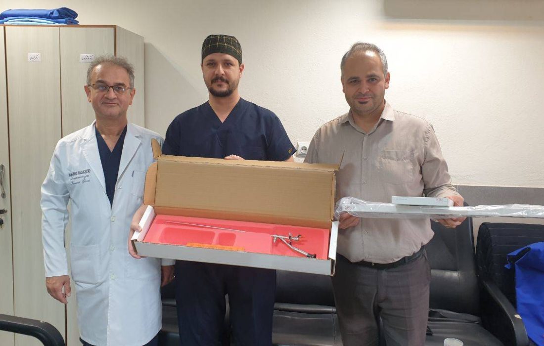 اهدای دستگاه یورتروسکوپ اطفال به مرکز آموزشی و درمانی رازی رشت توسط خیرین