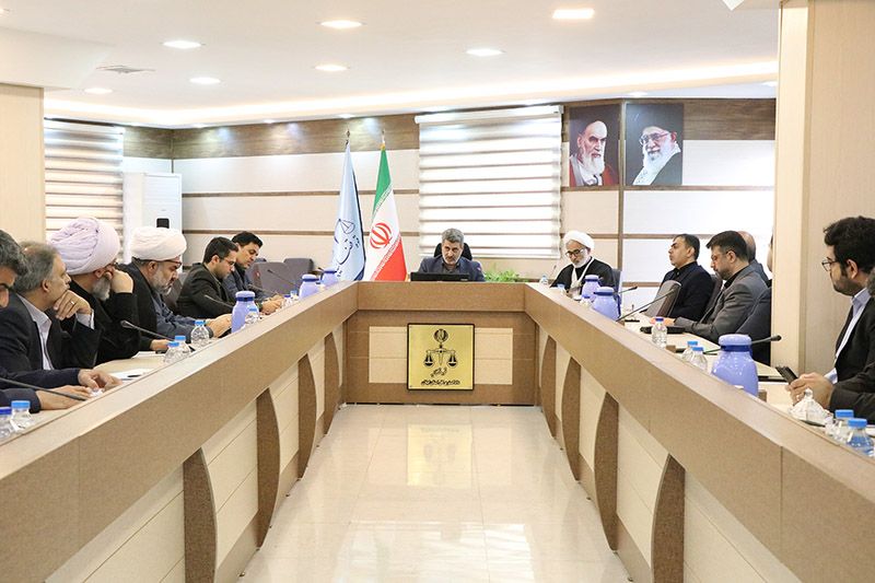 تشکیل جلسه کمیته استانی قانون الزام ثبت رسمی معاملات اموال غیر منقول