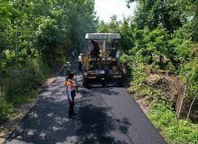 مدیرکل راهداری و حمل‌ونقل جاده‌ای گیلان خبر داد:   اجرای بیش از ۵۶ کیلومتر عملیات روکش و بهسازی راه‌های روستایی و فرعی در چهار ماه نخست سال