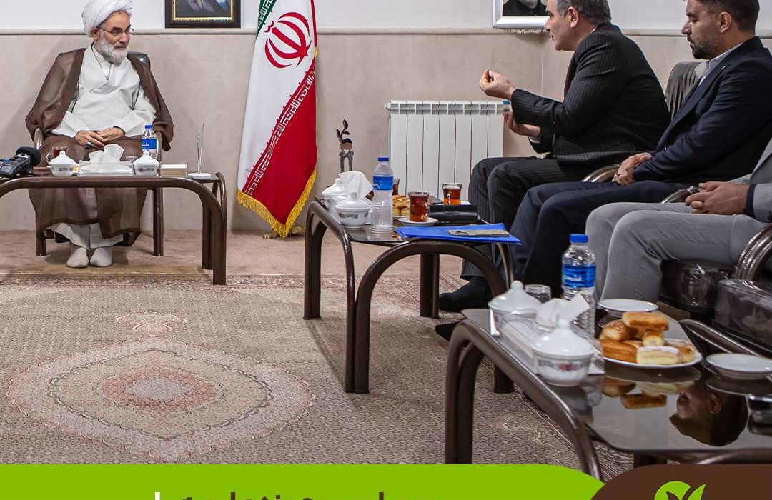 نماینده ولی ‌فقیه در استان گیلان و امام جمعه رشت: همراهی حوزه علمیه با بانک قرض‌الحسنه مهر ایران نقطه قوت این بانک است