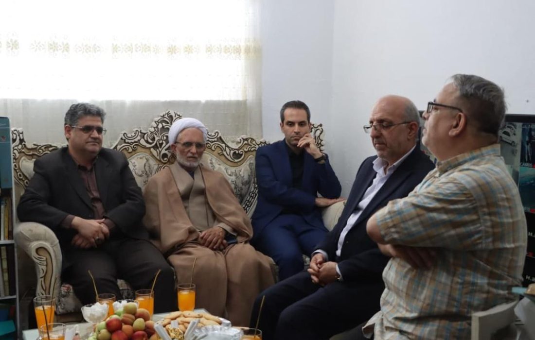 جانبازان مشعل‌داران راه ایثار و شهادت هستند