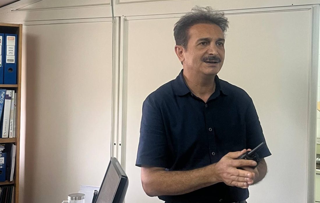 چم‌چم روزانه ۱۲ تن فرآورده گوشتی تولید می‌کند/ رقابت برند جدید” میناسیان” با محصولات پایتخت