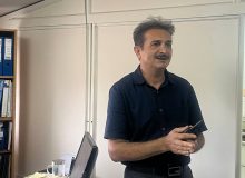 چم‌چم روزانه ۱۲ تن فرآورده گوشتی تولید می‌کند/ رقابت برند جدید” میناسیان” با محصولات پایتخت