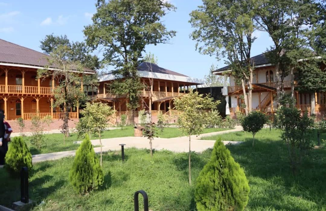 با حضور استاندار و وزیر میراث فرهنگی؛  افتتاح مجتمع بوم گردی در شادخال شفت/ گیلان می تواند به قطب اول گردشگری کشور تبدیل شود