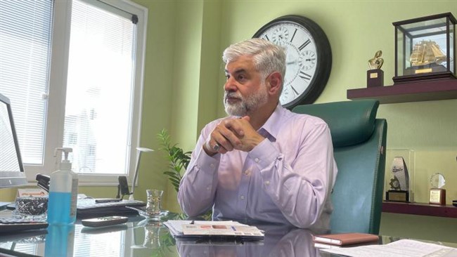 رئیس اتاق رشت در تشریح عملکرد این اتاق مطرح کرد اتاق بازرگانی گیلان با توسعه خدمات و گسترش روابط بین‌الملل، حامی فعالان اقتصادی استان است