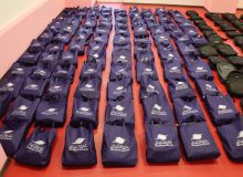 لبخند تحصیل بر چهره دانش‌آموزان کم‌برخوردار منطقه آزاد انزلی توزیع ۳۲۰ بسته كمك آموزشی در آغاز سال تحصیلی جدید بین دانش‌آموزان نیازمند منطقه آزاد انزلی