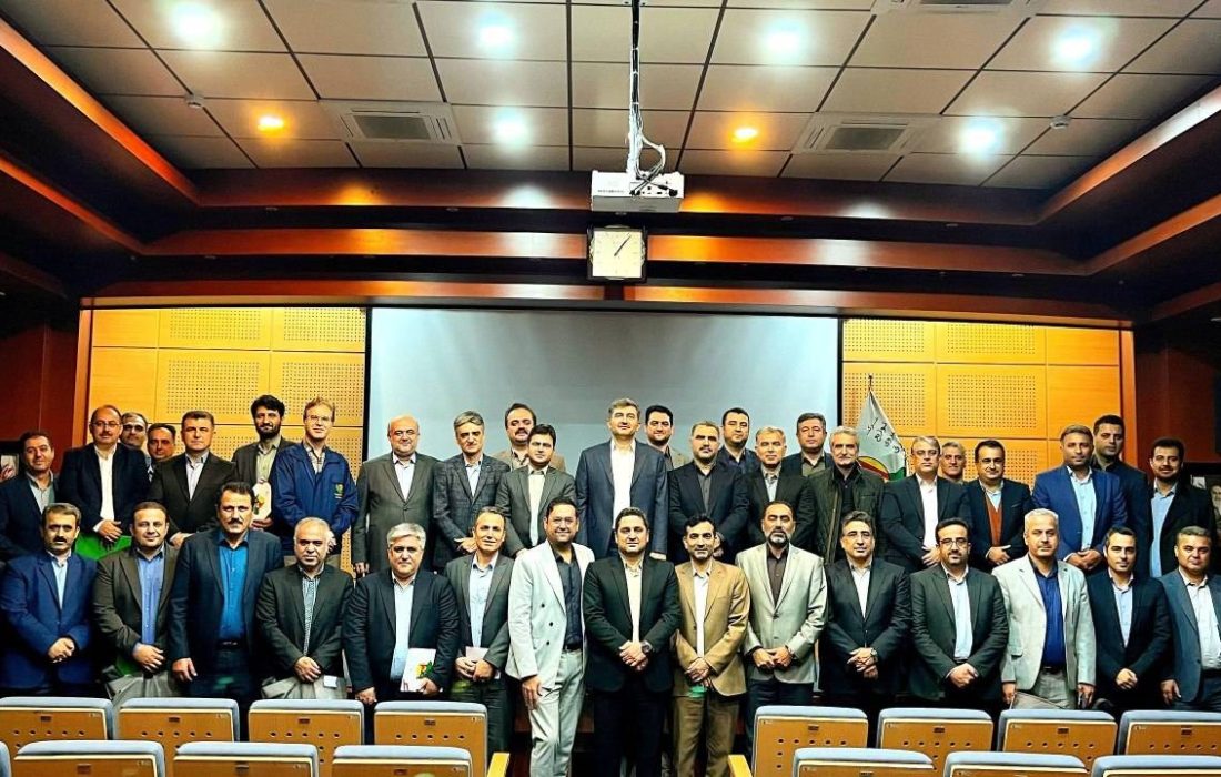 صادقی خمامی در جلسه شورای مدیران توزیع برق گیلان: در ۱۸ ماه گذشته رکورد جایگزینی شبکه های فرسوده با کابل خودنگهدار شکسته شد