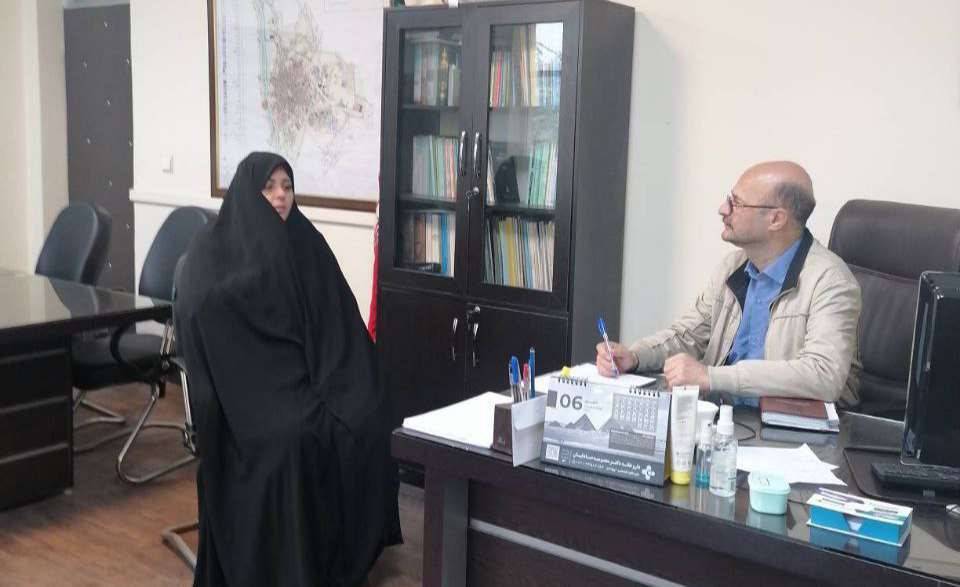 رئیس اداره بیمه سلامت شهرستان صومعه‌سرا در نشست با مدیر شبکه بهداشت و درمان ۵۷ هزار نفر از بیمه‌شدگان به‌صورت رایگان تحت پوشش بیمه سلامت هستند