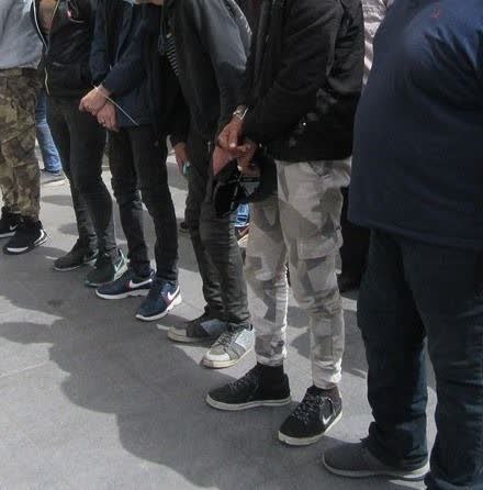 دستگيری ۷ قمار باز با بيش از ۱۱۳ ميليون ريال وجه نقد در بندرانزلي