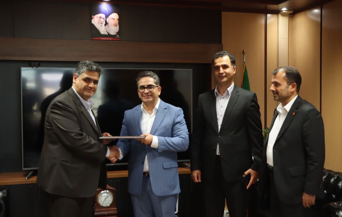 دیدار مدیرکل بنیاد مسکن انقلاب اسلامی استان گیلان با مدیر شعب بانک ملت استان