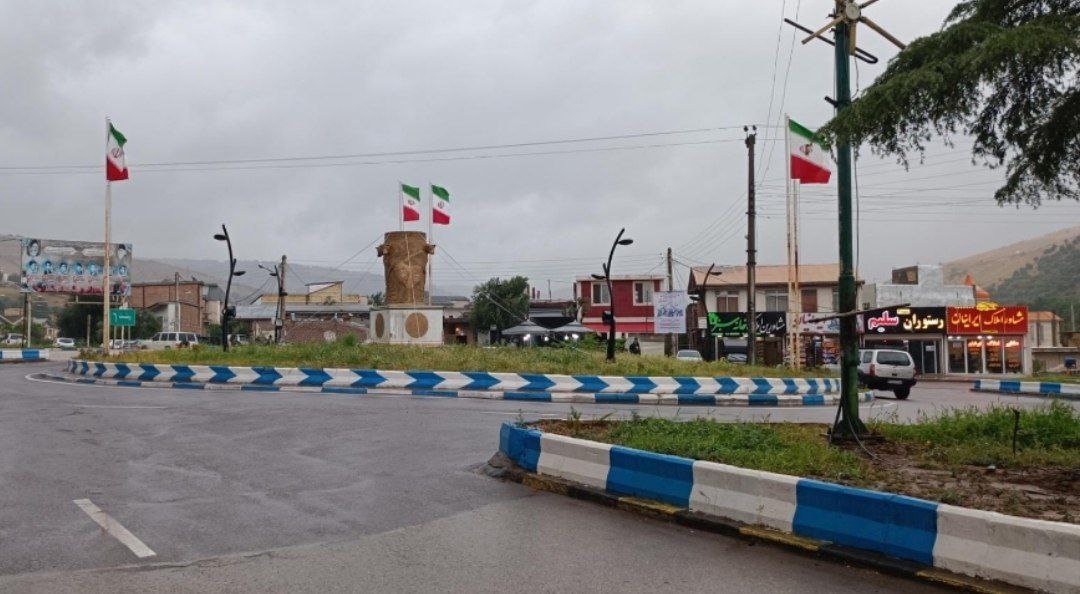 توتکابن در مسیر نظم ترافیکی؛ میدان اصلی شهر تغییر شکل میدهد