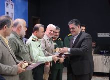 تجلیل از مدیرکل بنیاد مسکن انقلاب اسلامی استان گیلان