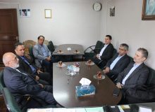 در دیدار مدیرکل نوسازی مدارس گیلان با مدیرعامل مجمع خیرین مدرسه ساز بر نقش مردم در نهضت توسعه عدالت آموزشی در گیلان تأکید شد