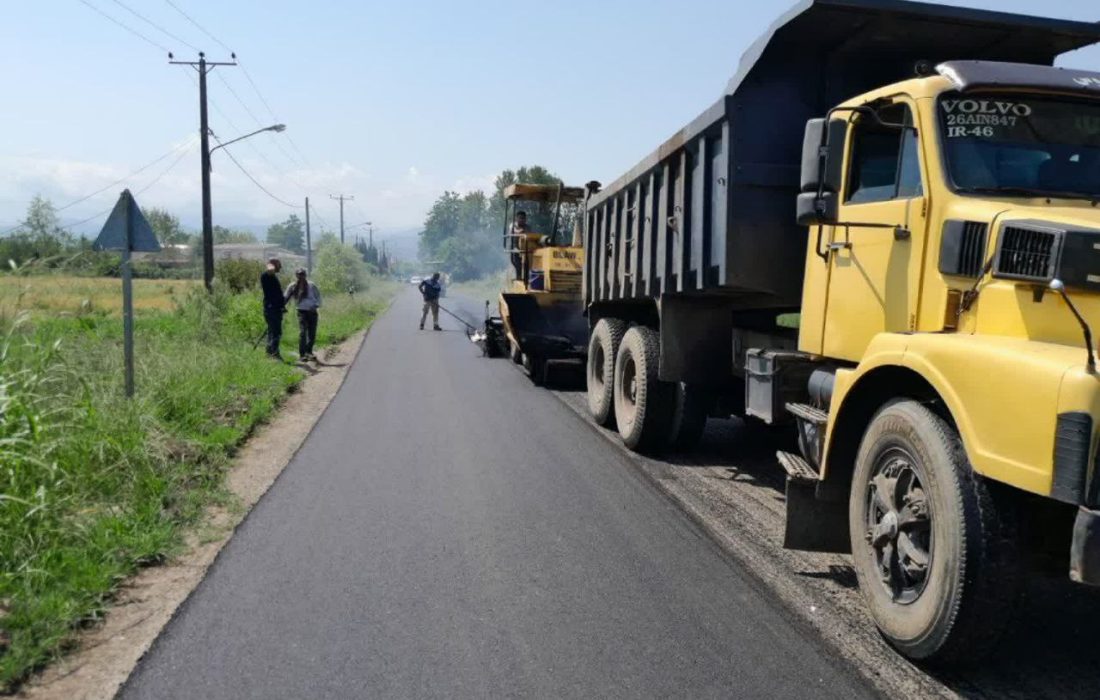 اقدامات مثبت و سازنده اداره کل راهداری و حمل و نقل جاده ای گیلان در حوزه آسفالت و لکه گیری راه ها