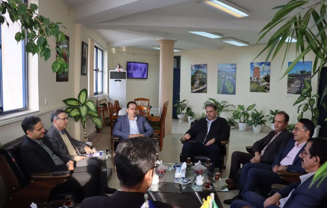 امضای تفاهمنامه همکاری ادارهکل استاندارد گیلان و دانشگاه آزاد اسلامی لاهیجان تأکید بر توسعه نوآوری و ترویج فرهنگ استاندارد در استان