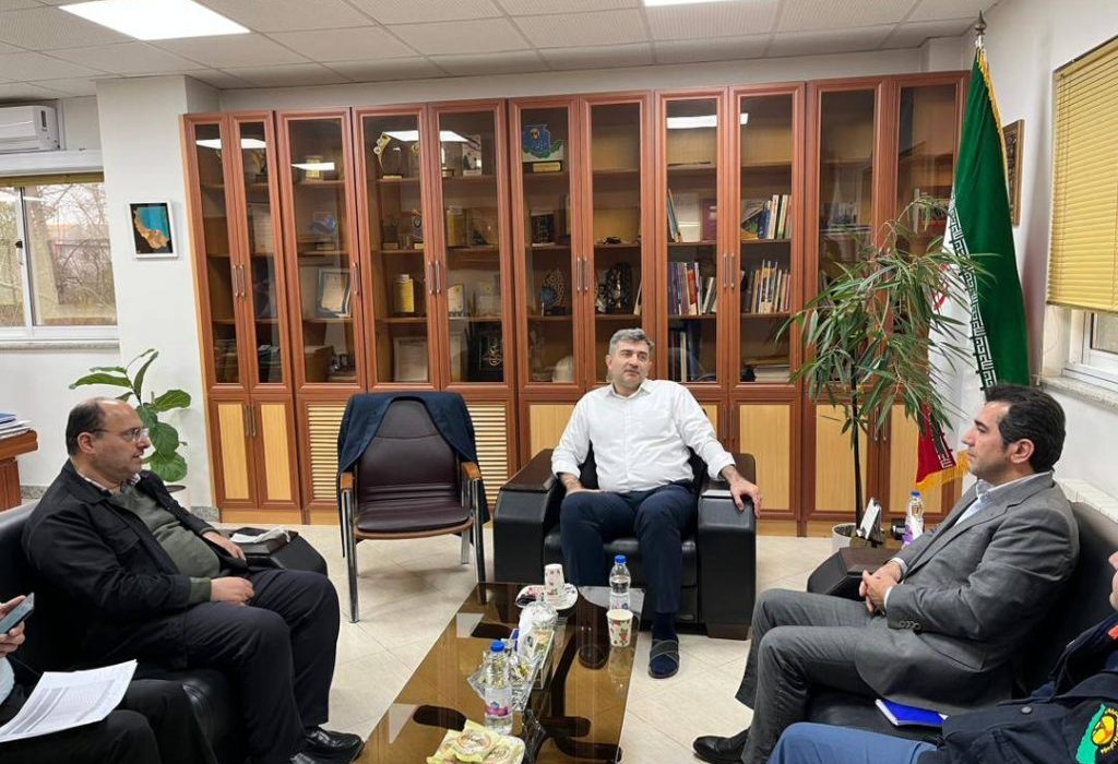 اقدام به موقع استاندار گیلان مانع از قطع برق کارخانه « ایران پوپلین » شد