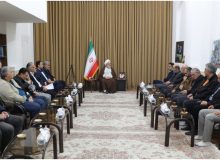 آیت الله فلاحتی در جمع رانندگان تاکسی رشت تاکید کرد؛ رانندگان تاکسی قربانی ناهماهنگی‌های ترافیکی نباشند./کلید حل معظل ترافیک رشت با اجرای طرح زوج و فرد خودروها امکان پذیر است.