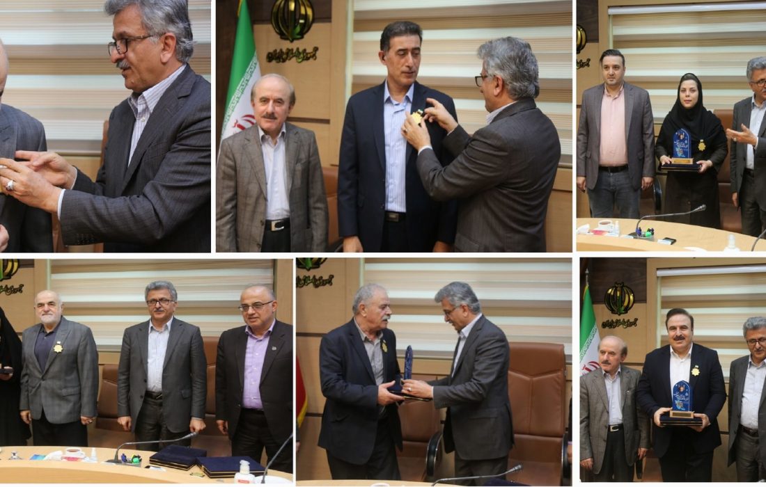 نشستن نشان افتخار بر سینه خیرین سلامت گیلانی/ دکتر آشوبی: شهدای سلامت، بزرگ‌ترین خیرین در نظام سلامت هستند