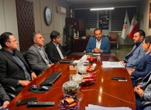 در راستای توسعه همکاری‌های مشترک؛ نشست معاون توسعه سرمایه‌گذاری شرکت توسعه گردشگری ایران با شهردار رشت برگزار شد شوقی؛رشت آماده اجرای پروژه‌های مشترک در حوزه احیای بناهای تاریخی و گردشگری است سلیمی؛رشت می‌تواند به یکی از قطب‌های اصلی گردشگری شمال کشور تبدیل شود