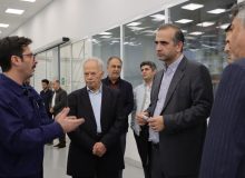 گفت‌وگوی میدانی مدیرعامل منطقه آزاد انزلی با تولیدكنندگان و سرمایه‌گذاران