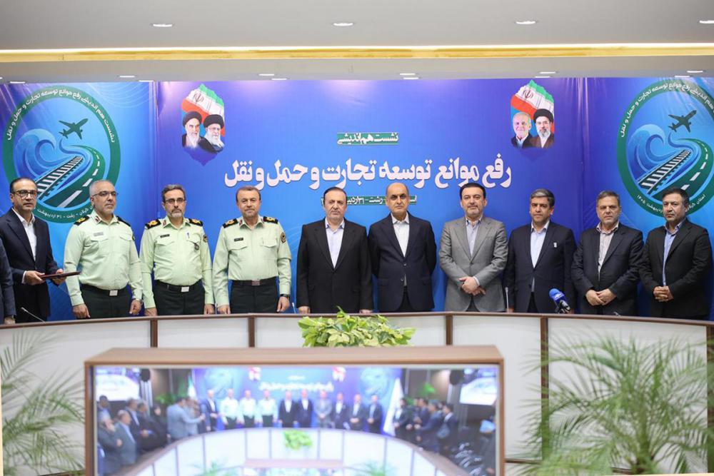 با پیگیری های استاندار گیلان؛ تردد خودروهای پلاک منطقه آزاد انزلی در ۵ استان آزاد شد