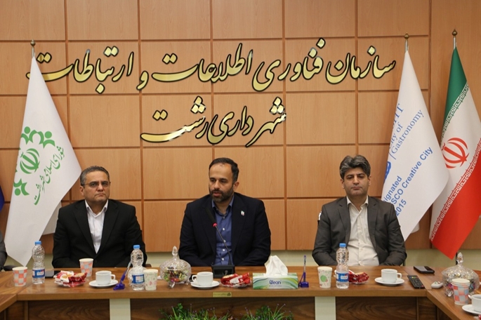 شوقی ؛ تحقق بودجه، رفاه پرسنل و اجرای پروژه‌های شهری؛ سه اولویت معاونت مالی از نگاه شهردار رشت ‌ تأکید بر رفاه پرسنل و اجرای پروژه‌های اولویت‌دار در نشست معارفه معاون مالی